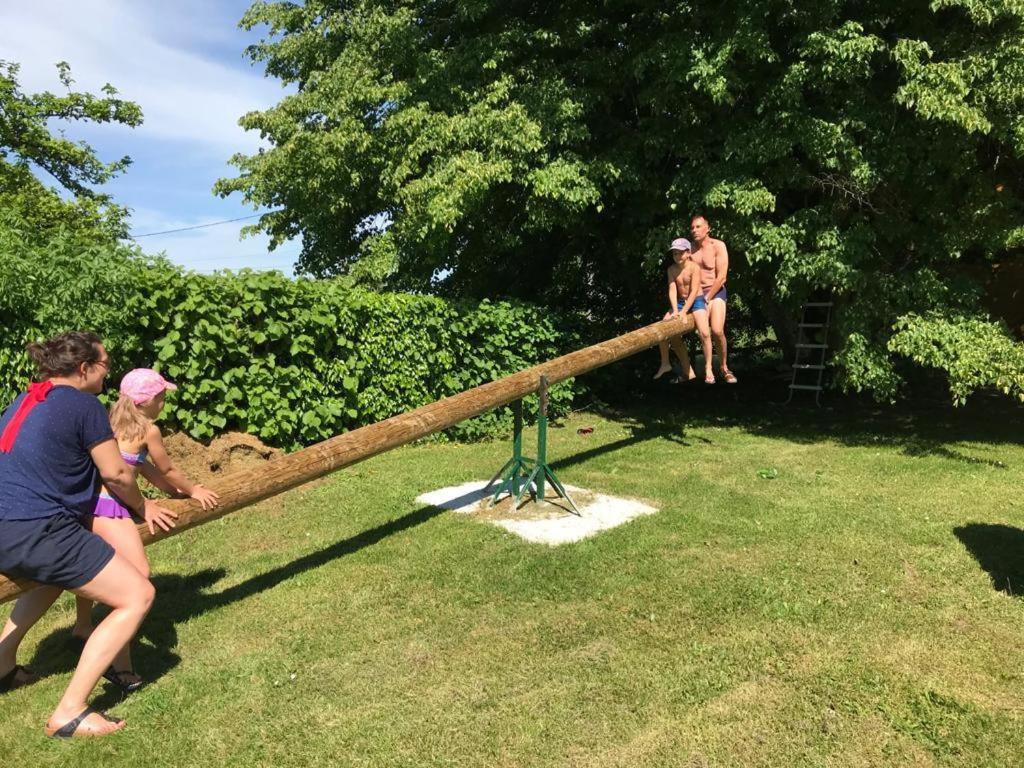 Gite De 15 Places En Chambre De 2, 4, 5 Personnes Saint-Exupéry-les-Roches Exteriér fotografie